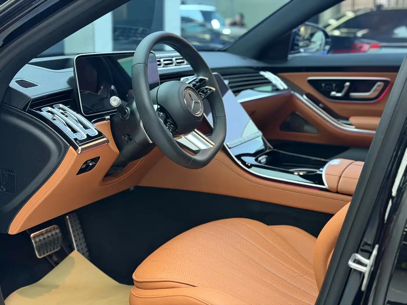 Фото 4 - Mercedes-Benz S-Class