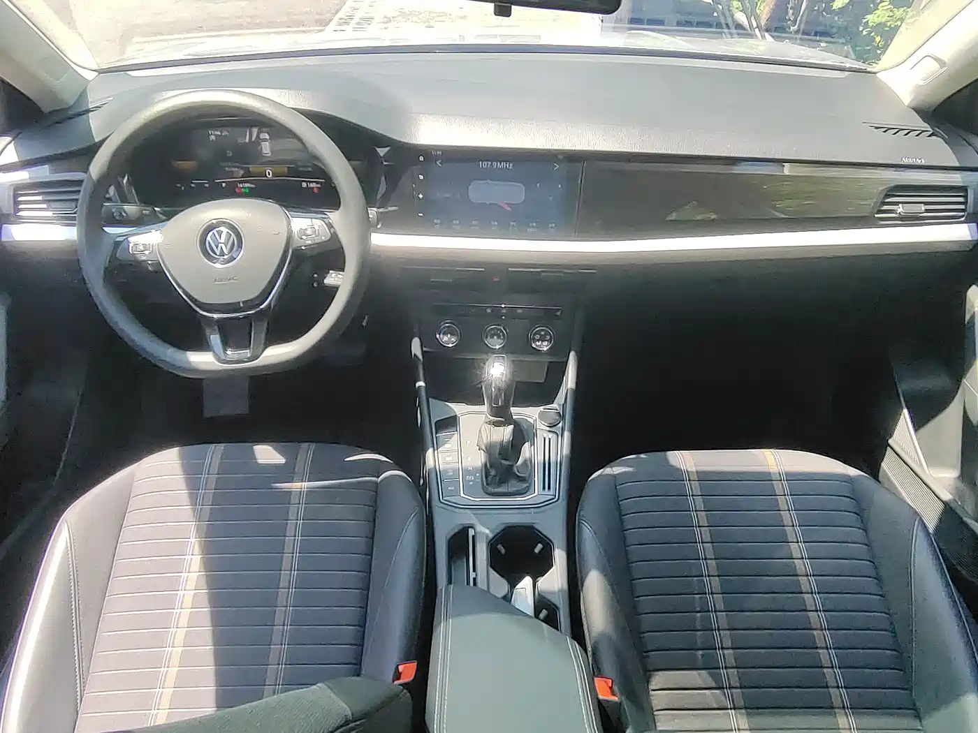 Volkswagen Lavida 2022 280TSI DSG Comfort Edition фото 13