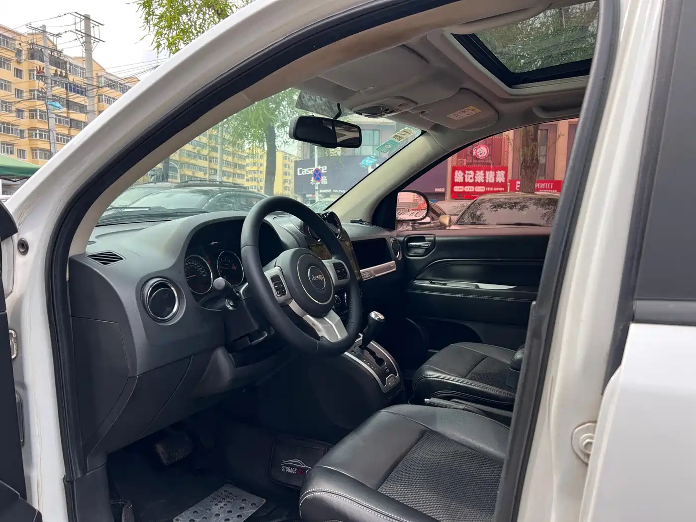 Фото 7 - Jeep Compass (Import)