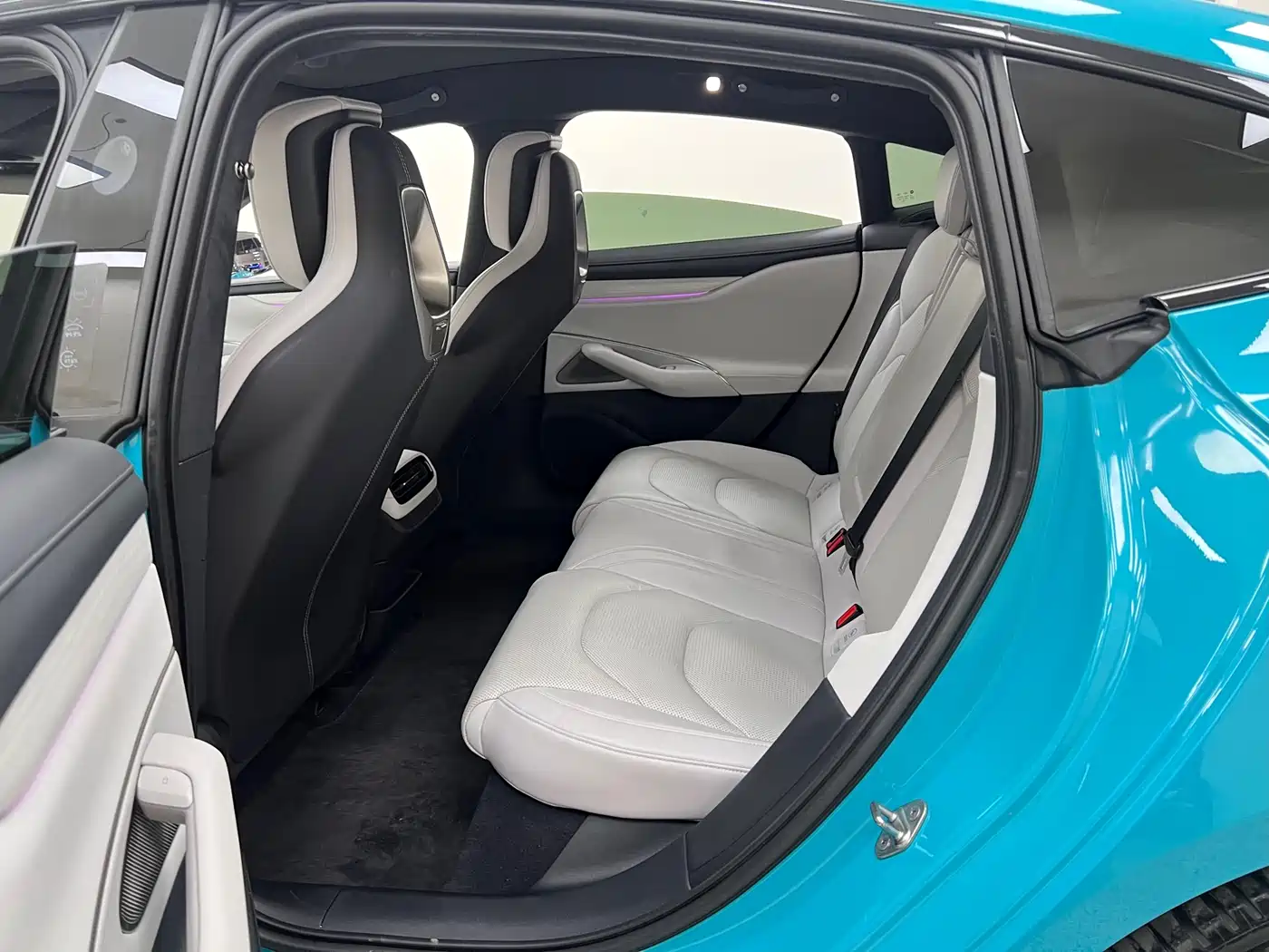 XIAOMI CAR XIAOMI SU7