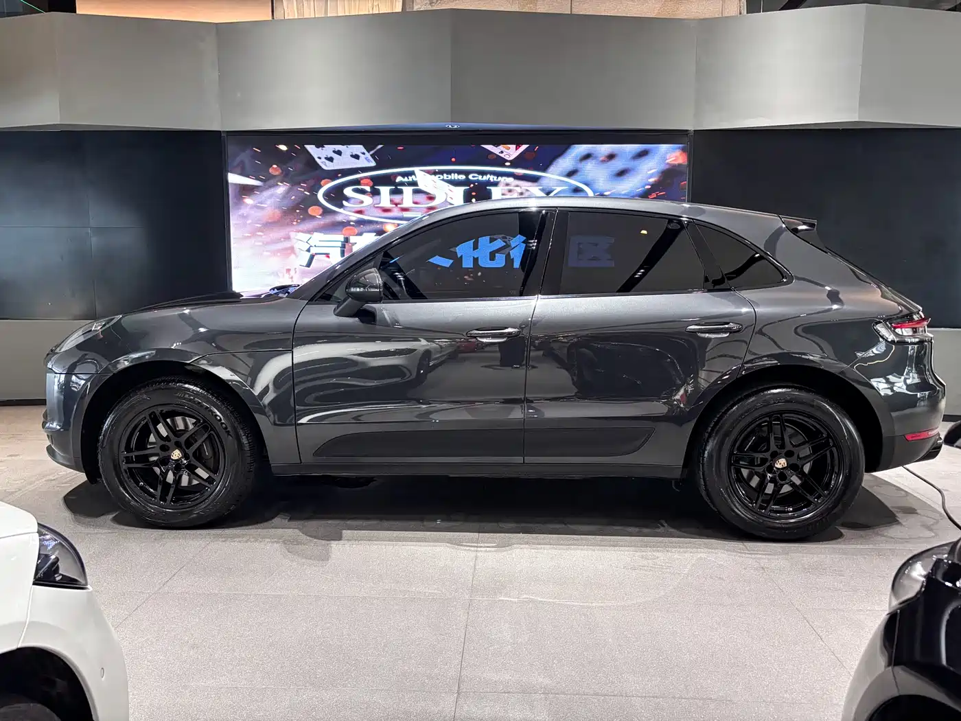 Porsche Macan 2018 Macan 2.0T фото 3