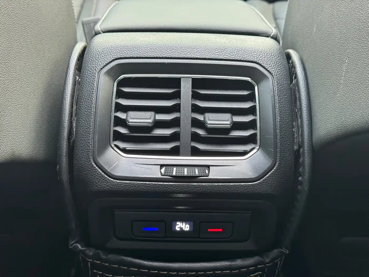 Volkswagen Tiguan L 2021 380TSI Automatic 4WD R-Line Premium 7-seater фото 23