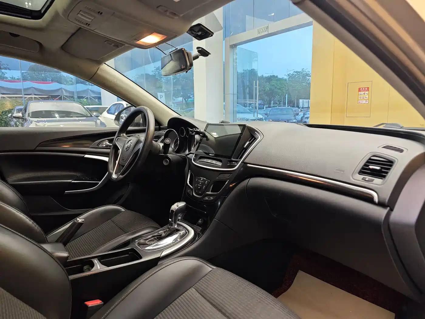 Buick Regal 2015 1.6T Leading Tech Edition фото 32
