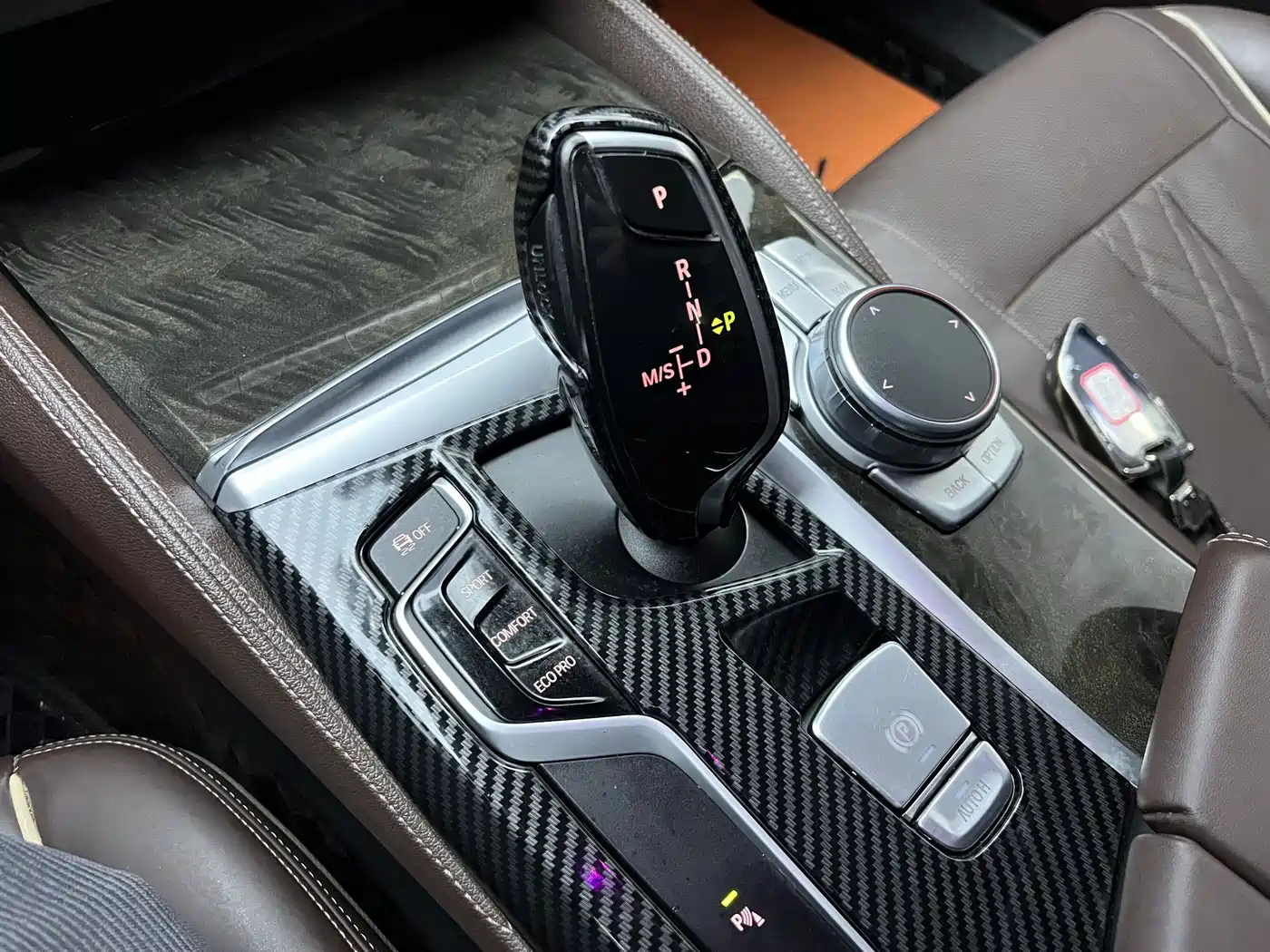 BMW 5 Series 2018 530Li Premium M Sport Package фото 12