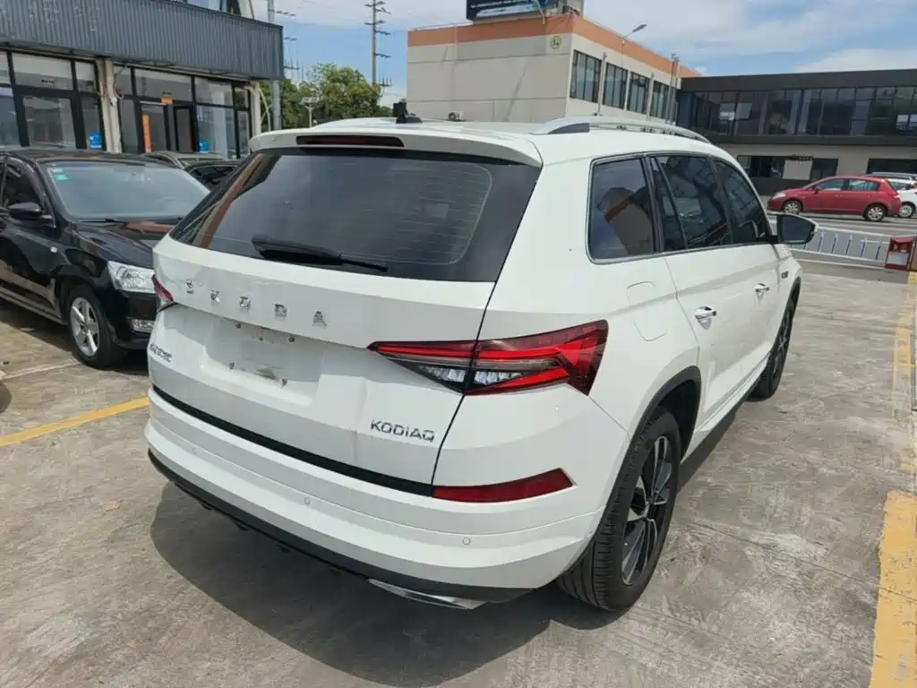 Фото 7 - Škoda Kodiaq