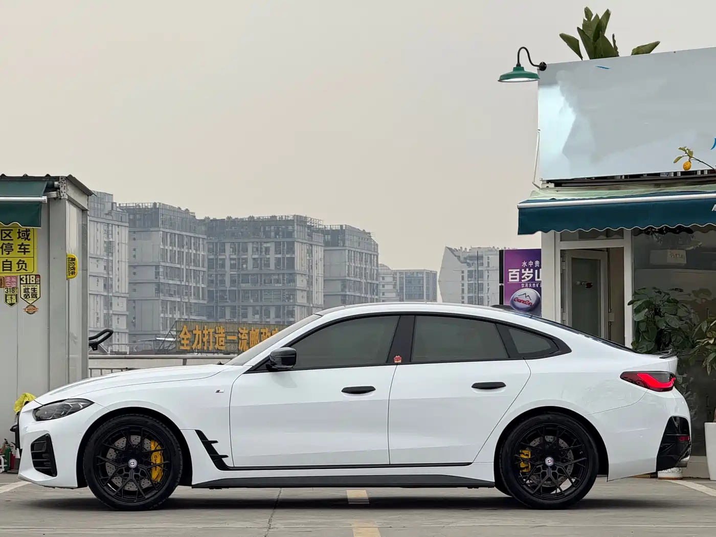 BMW 4 Series 2022 425i Gran Coupe M Sport Night Package фото 3