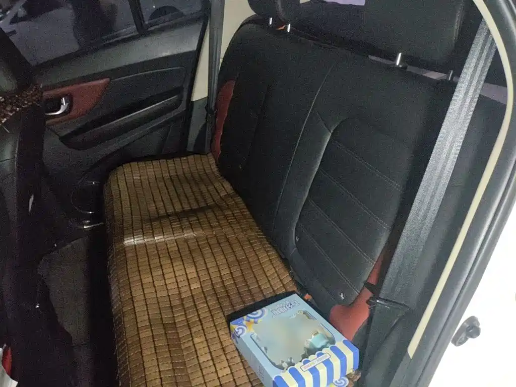 Haval H1 2015 1.5L Manual Luxury фото 14