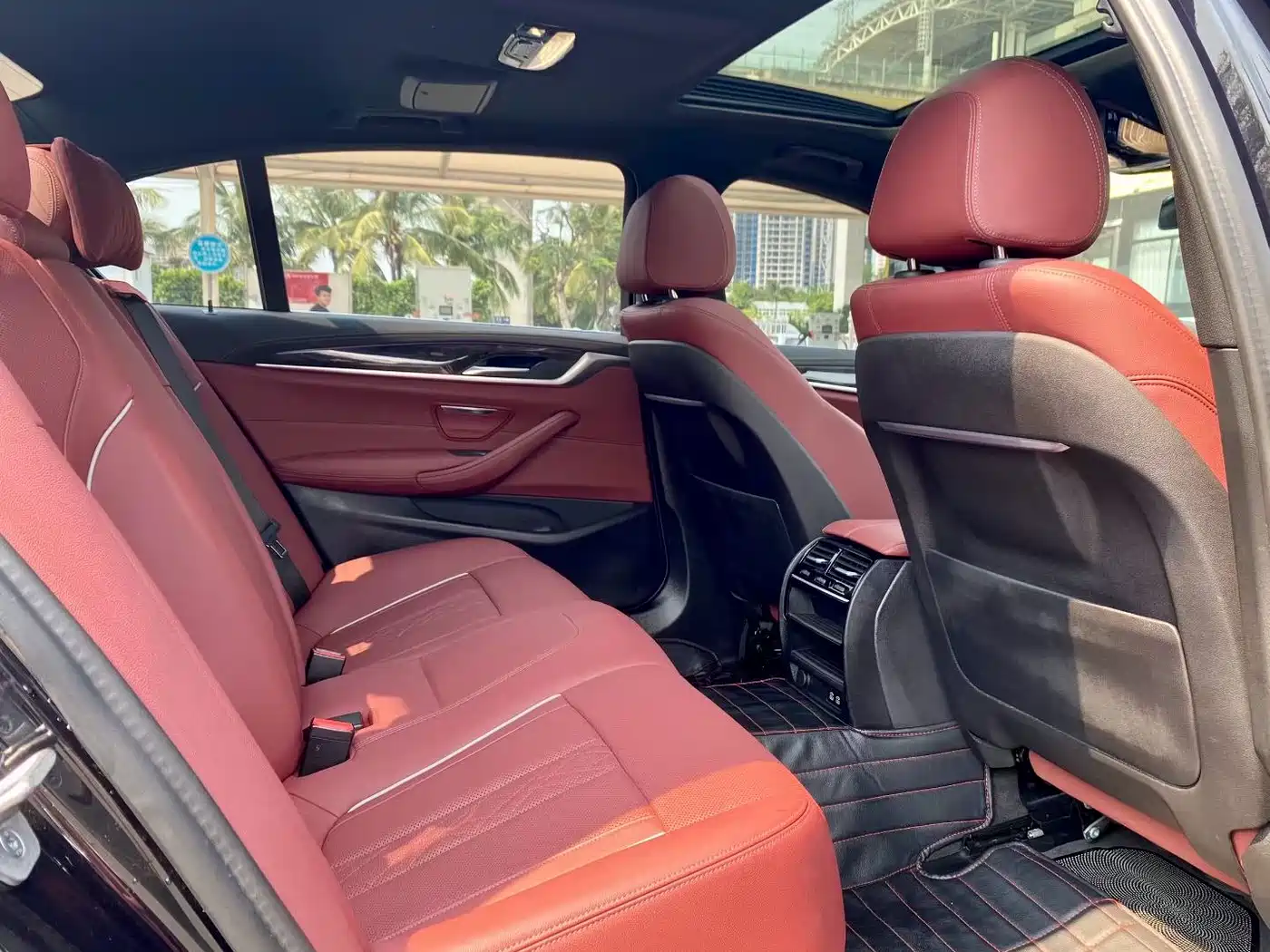 BMW 5 Series 2021 525Li M Sport Package фото 5