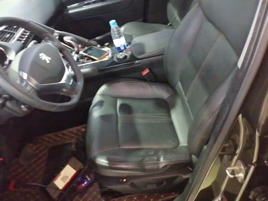 Peugeot 3008 2013 1.6THP Automatic Prestige Edition фото 15