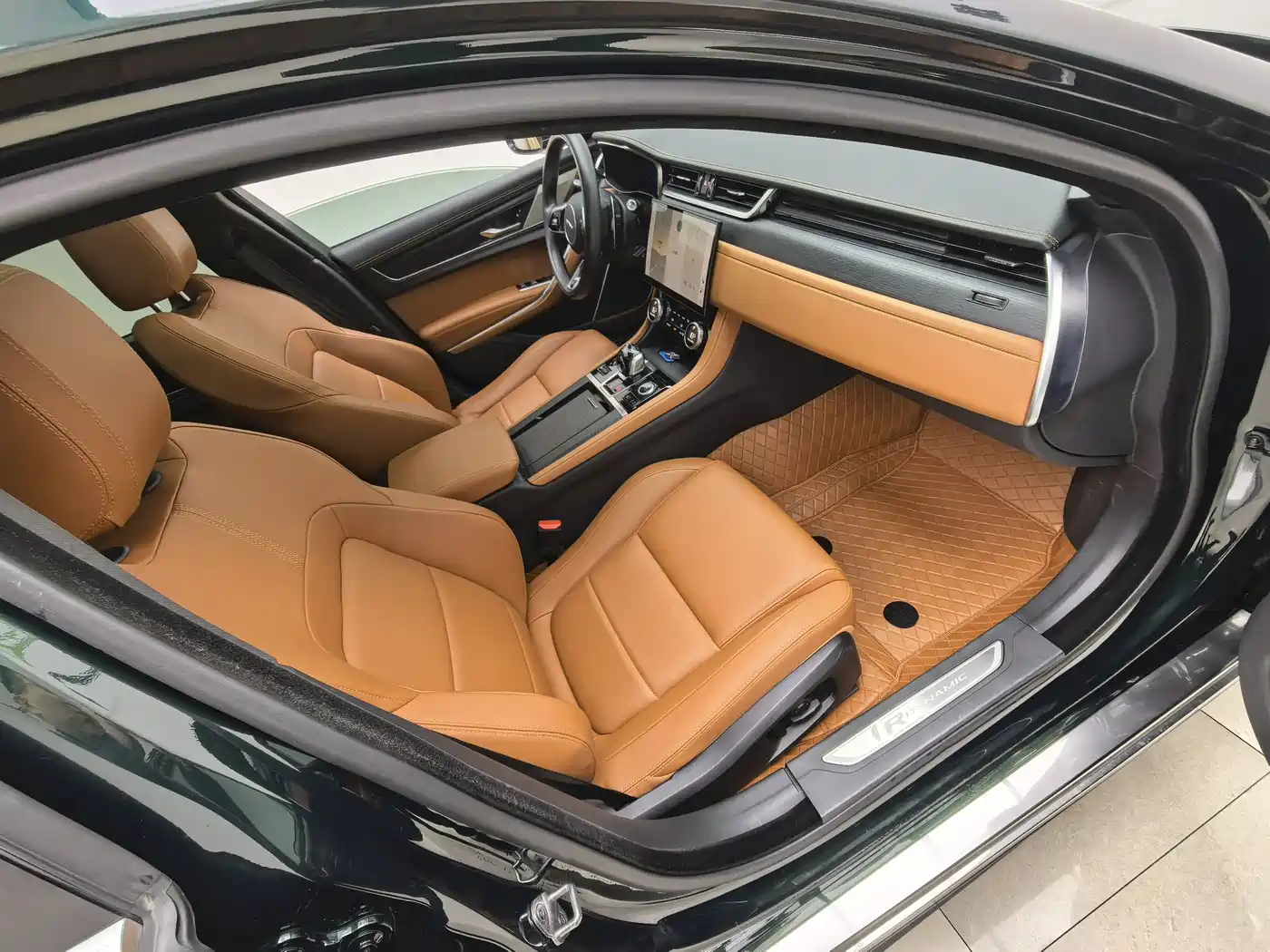JAGUAR XFL