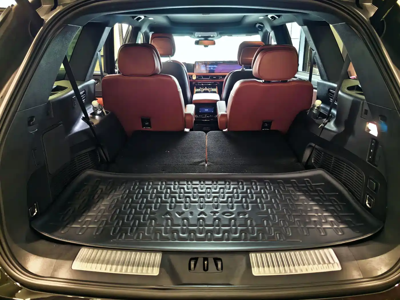 Lincoln Aviator 2025 2024 3.0T V6 AWD Elegance Edition 6-Seater
