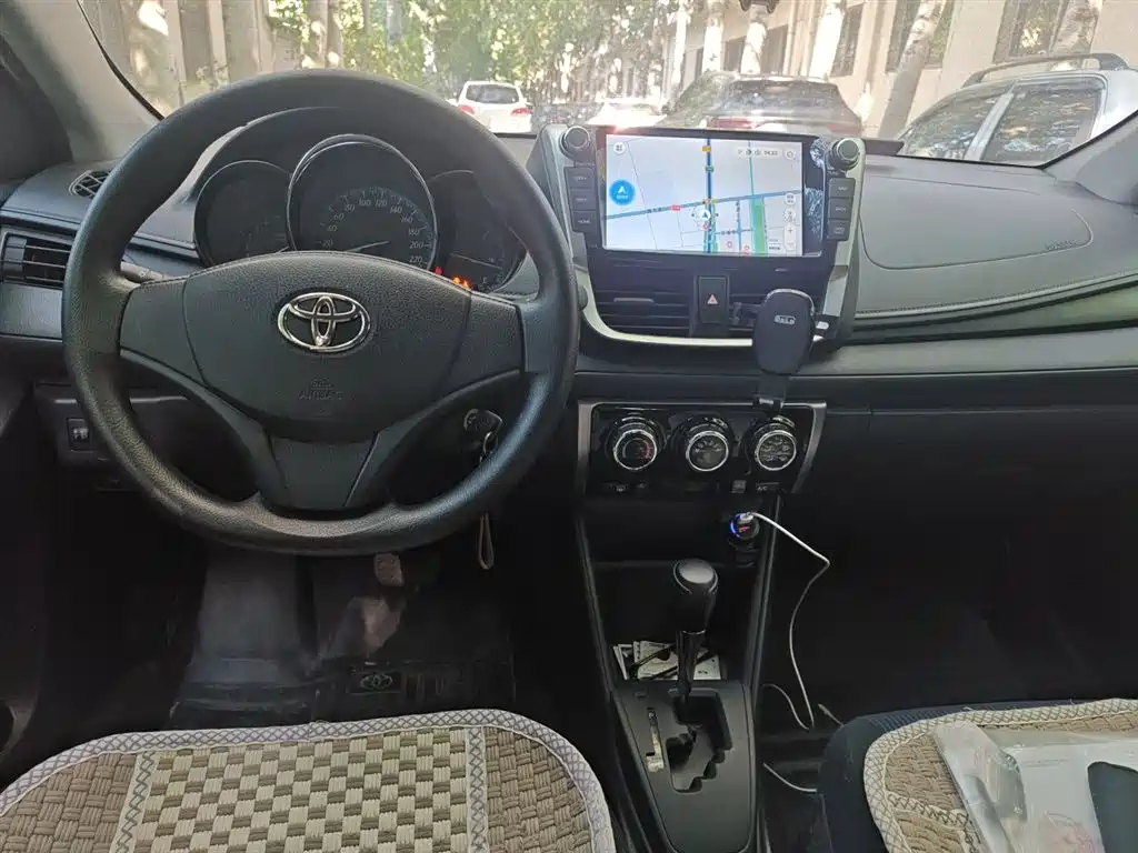 Toyota YARiS L Zhi Xiang 2017 1.5E CVT Charming Edition фото 5