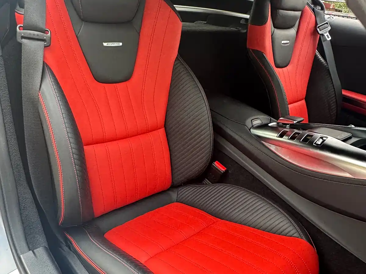 MERCEDES-BENZ AMG GT