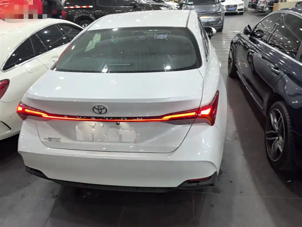 TOYOTA ASIAN DRAGON