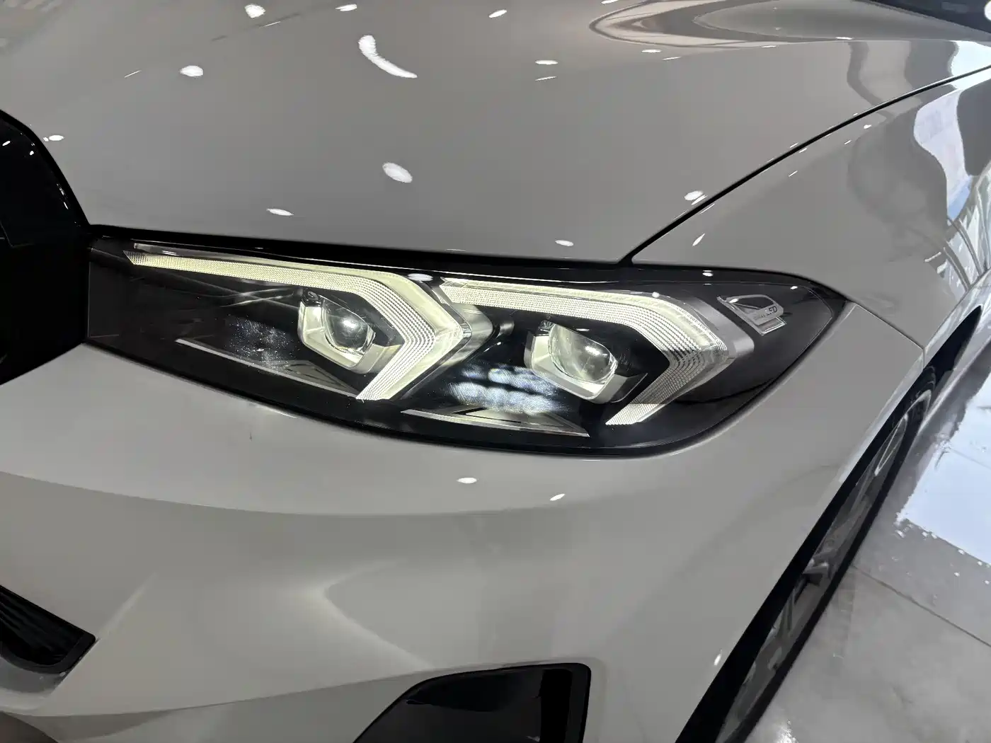BMW i3 2024 eDrive 35 L фото 9
