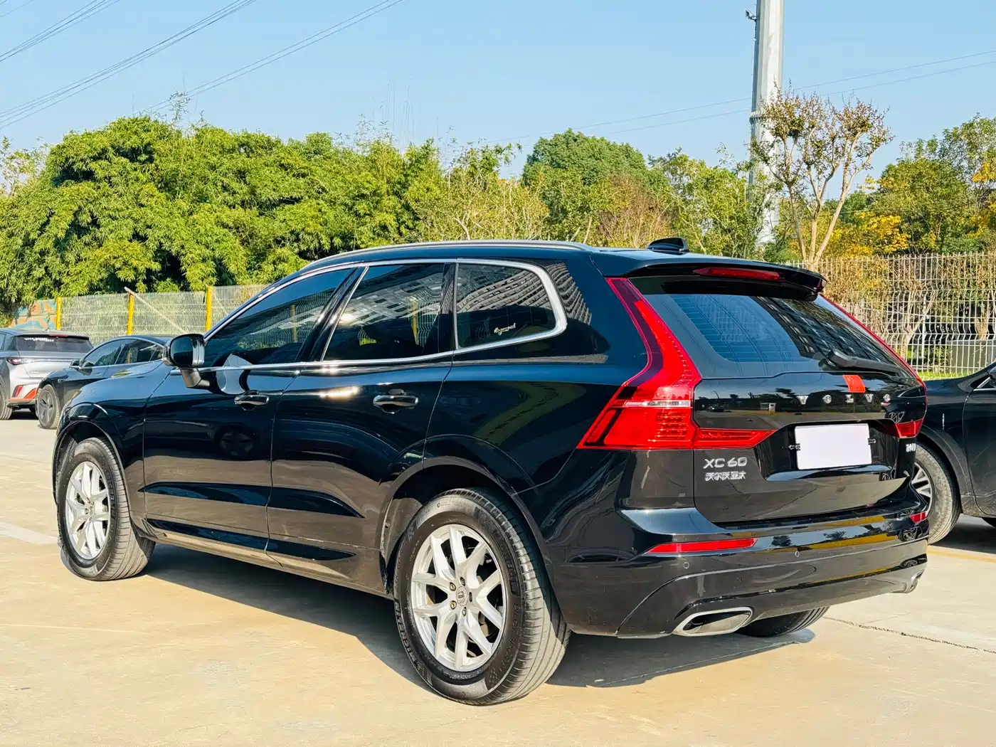 VOLVO XC60