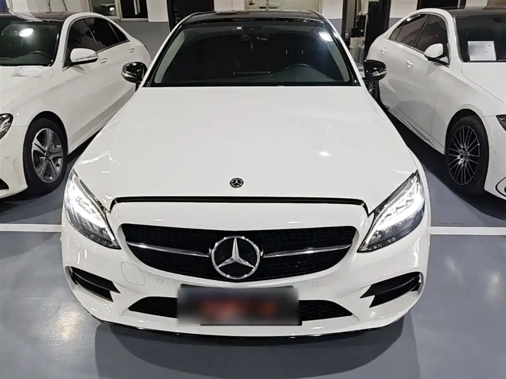 Mercedes-Benz C-Class 2021 C 260 L Sport Starry Exclusive Edition фото 3