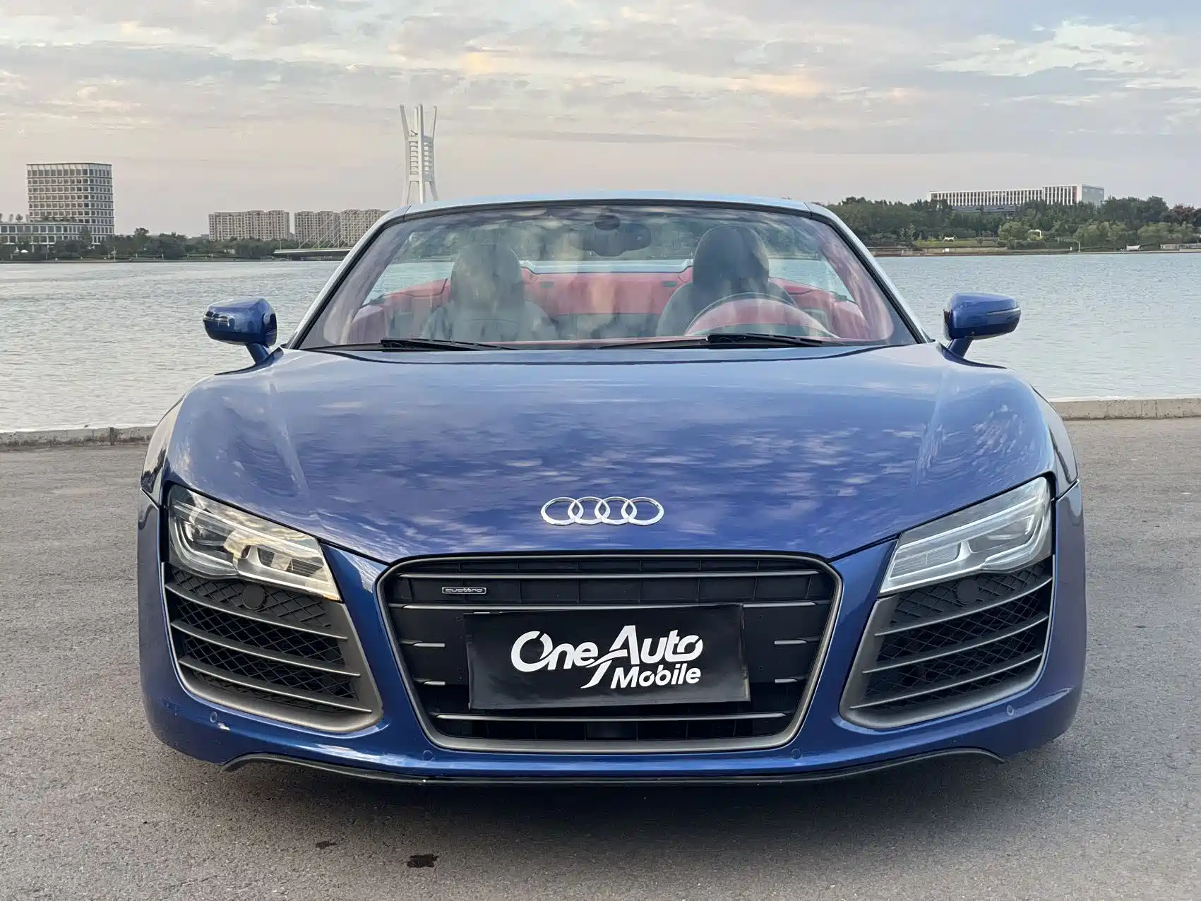 Фото 1 - Audi R8