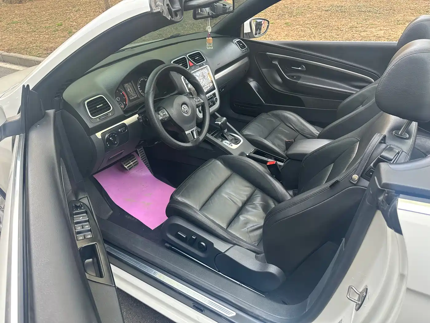 Volkswagen Eos 2010 2.0TSI DSG Moonlight Edition фото 10