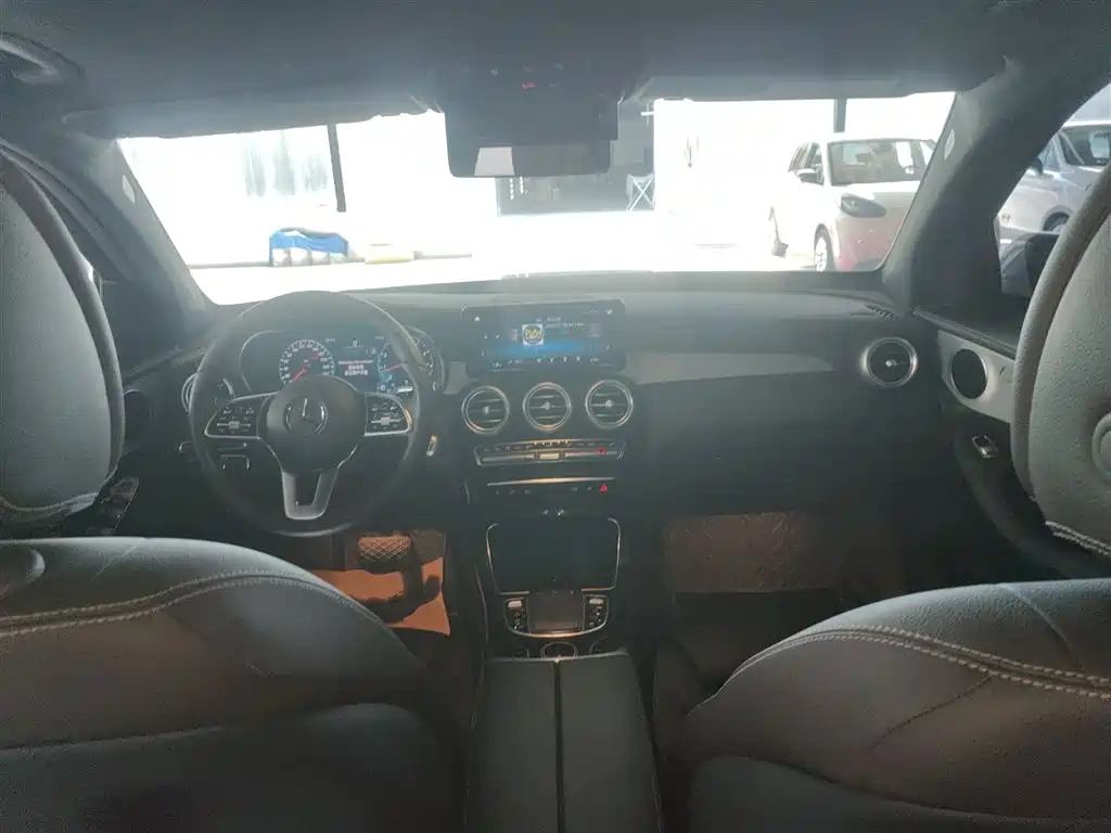 Mercedes-Benz GLC 2022 Facelift III GLC 260 L 4MATIC Dynamic фото 6
