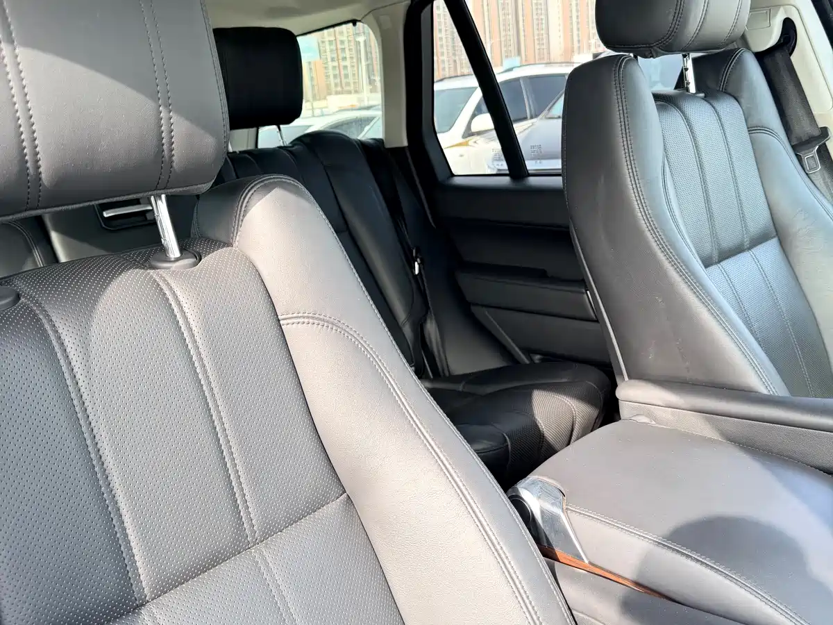 Land Rover Range Rover 2014 3.0 SC V6 Vogue фото 15
