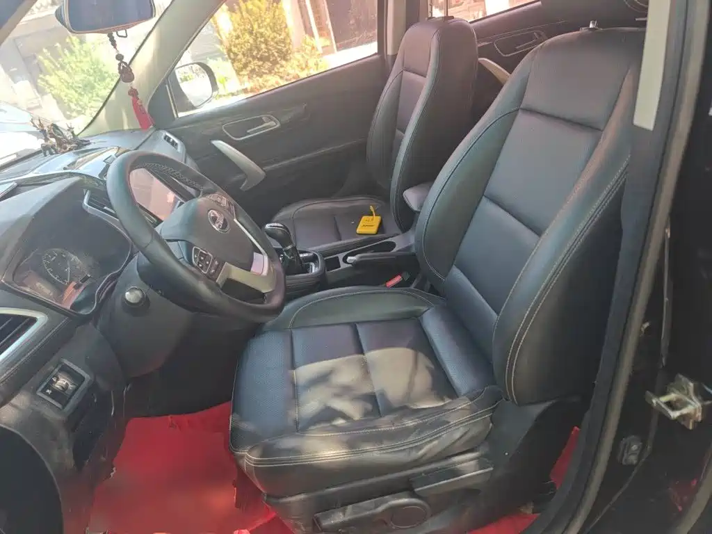 SWM Motor SWM X7 2018 2017 1.5T Manual Inter Milan 110th Anniversary Edition (7-seater)