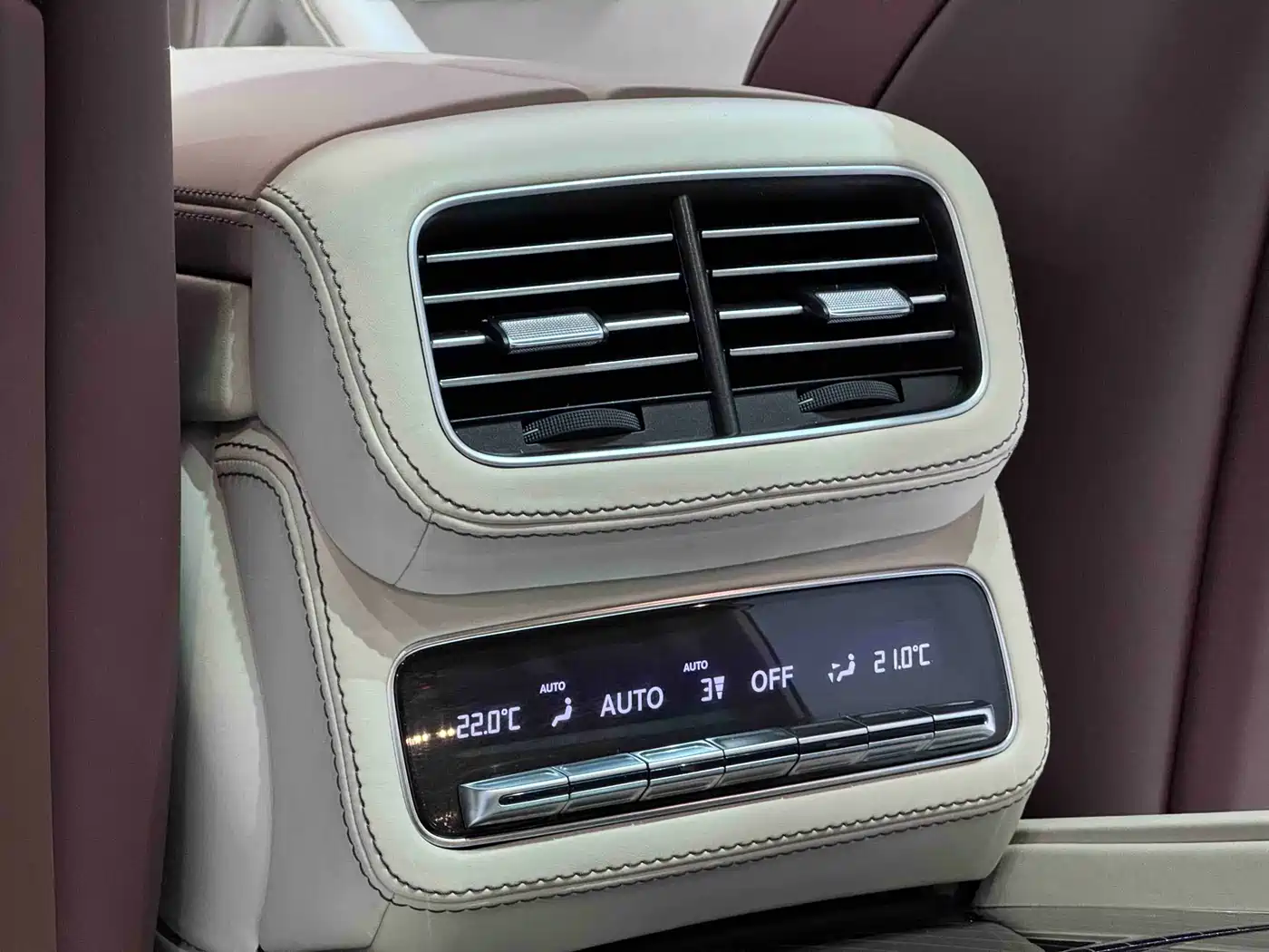 Mercedes-Benz GLS 2022 Second Facelift GLS 450 4MATIC Fashion фото 15
