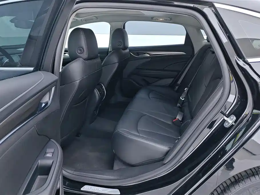 Buick LaCrosse 2022 652T Luxury фото 11