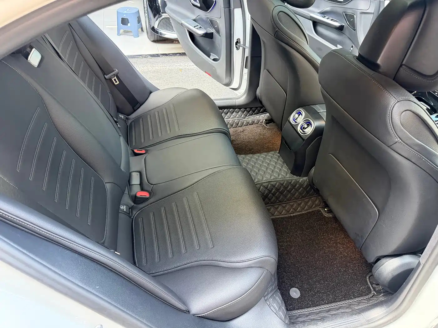Mercedes-Benz C-Class 2023 C 260 L Sport фото 19