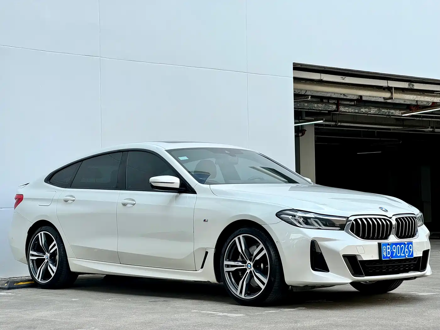 BMW 6 Series GT 2021 630i M Sport Package фото 3