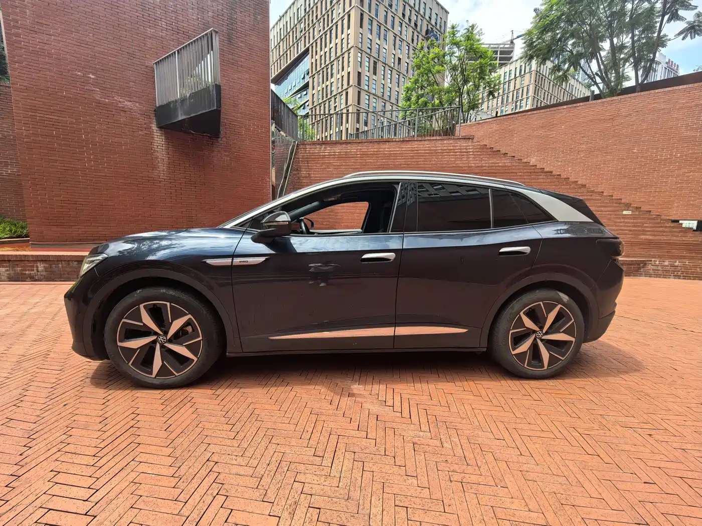 Volkswagen ID.4 CROZZ 2022 Long Range PURE+ Edition фото 3