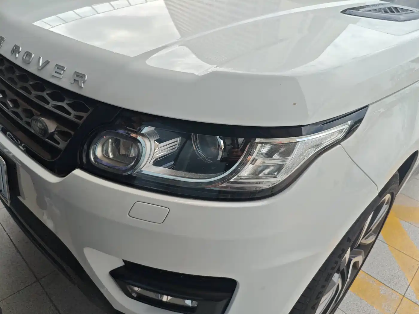Land Rover Range Rover Sport фото 9