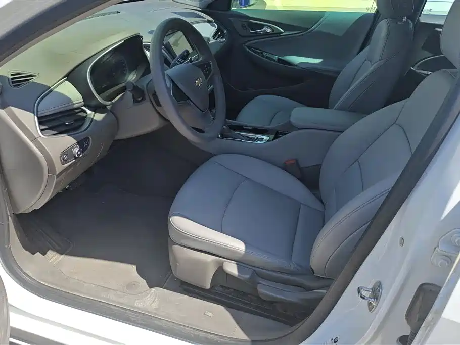 Chevrolet Malibu XL 2018 530T Auto RuiXiang Edition фото 9