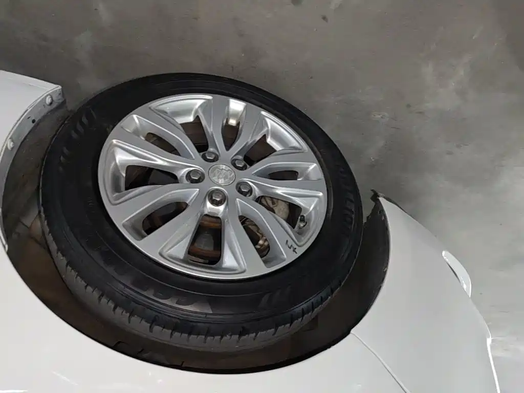 Фото 23 - Buick Excelle