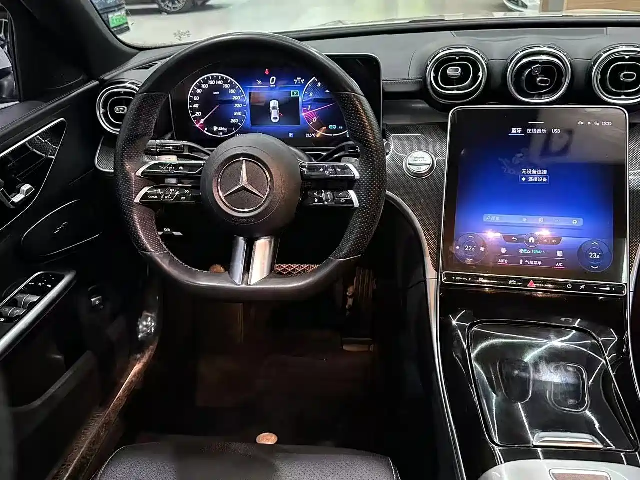 Фото 10 - Mercedes-Benz C-Class