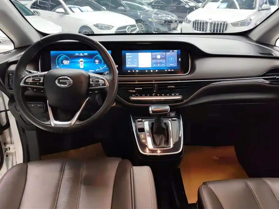GAC Trumpchi Trumpchi M6 2019 270T Automatic Honor (6-seater) China V фото 12