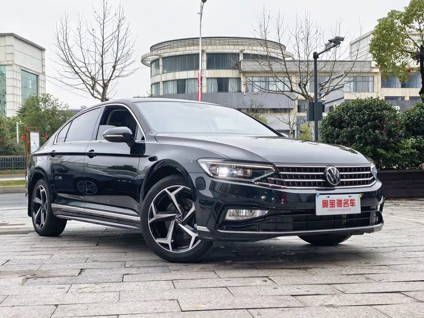Volkswagen Magotan 2025 Popular Edition 280TSI DSG Comfort фото 3