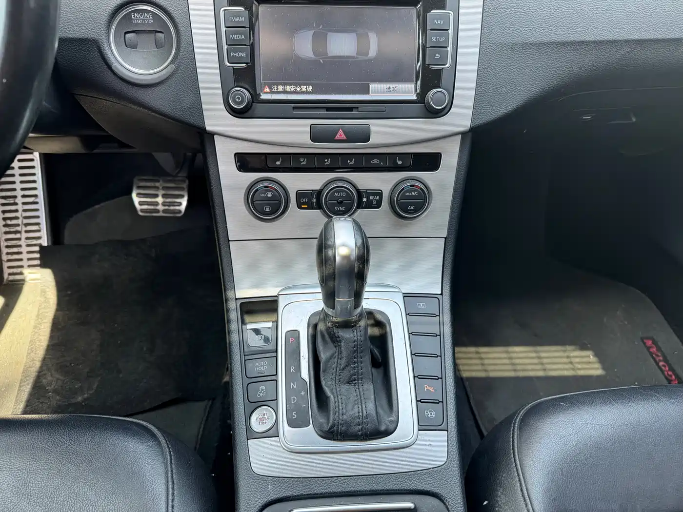 Volkswagen Magotan 2015 Facelift 1.8TSI Premium фото 10