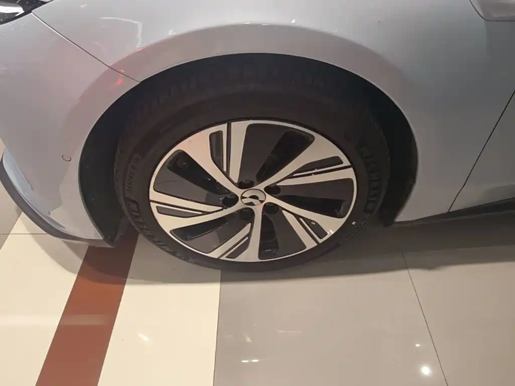 NIO ET5 2023 2022 75kWh