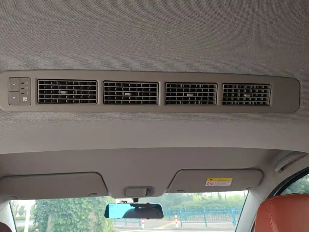 Wuling Motors Wuling Hongguang New Energy 2025 2025 Extended-Range Hybrid 50KM Comfort Version