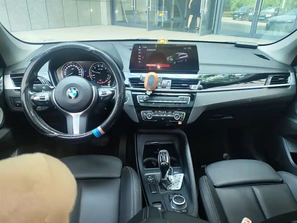BMW X1 2021 Facelift sDrive25Li Leading фото 10