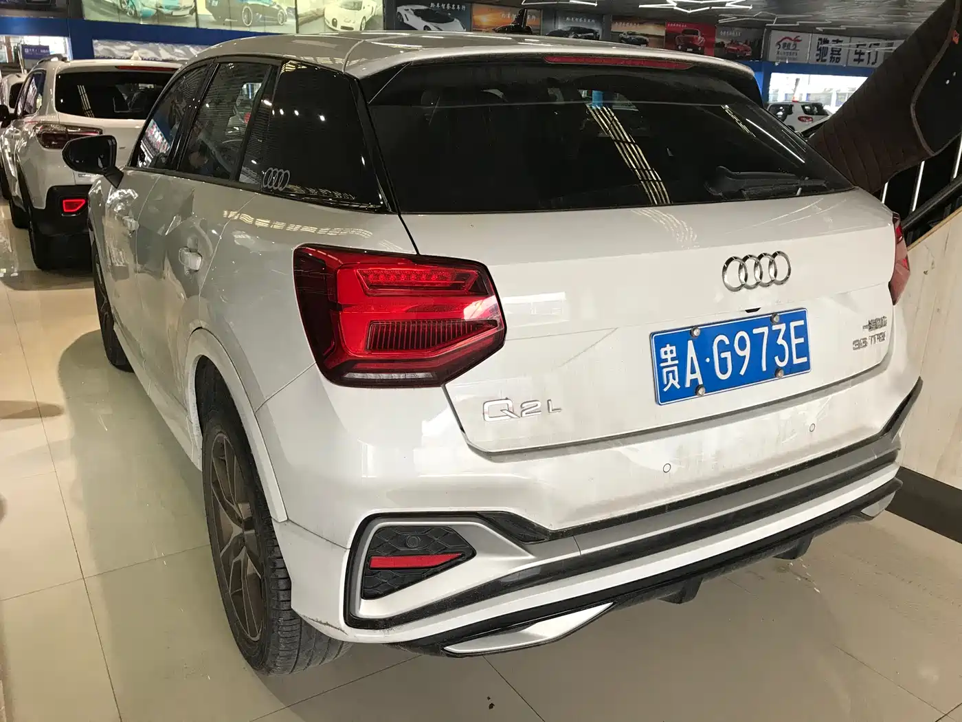 AUDI Q2L