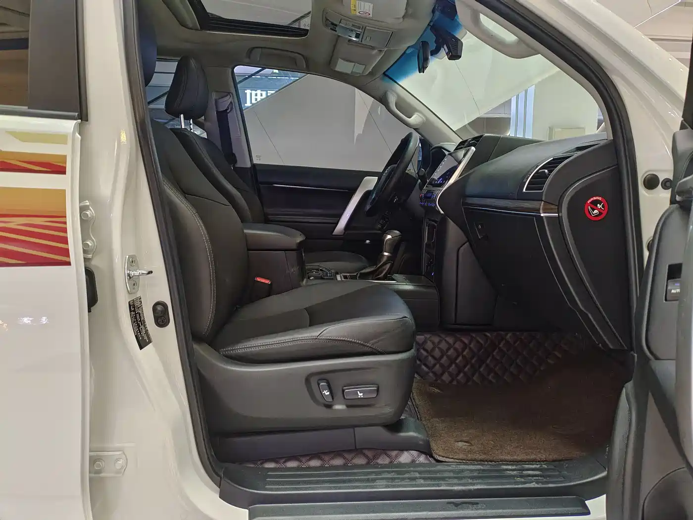 Toyota Prado 2019 3.5L Automatic TX-L Zunxiang Edition фото 19