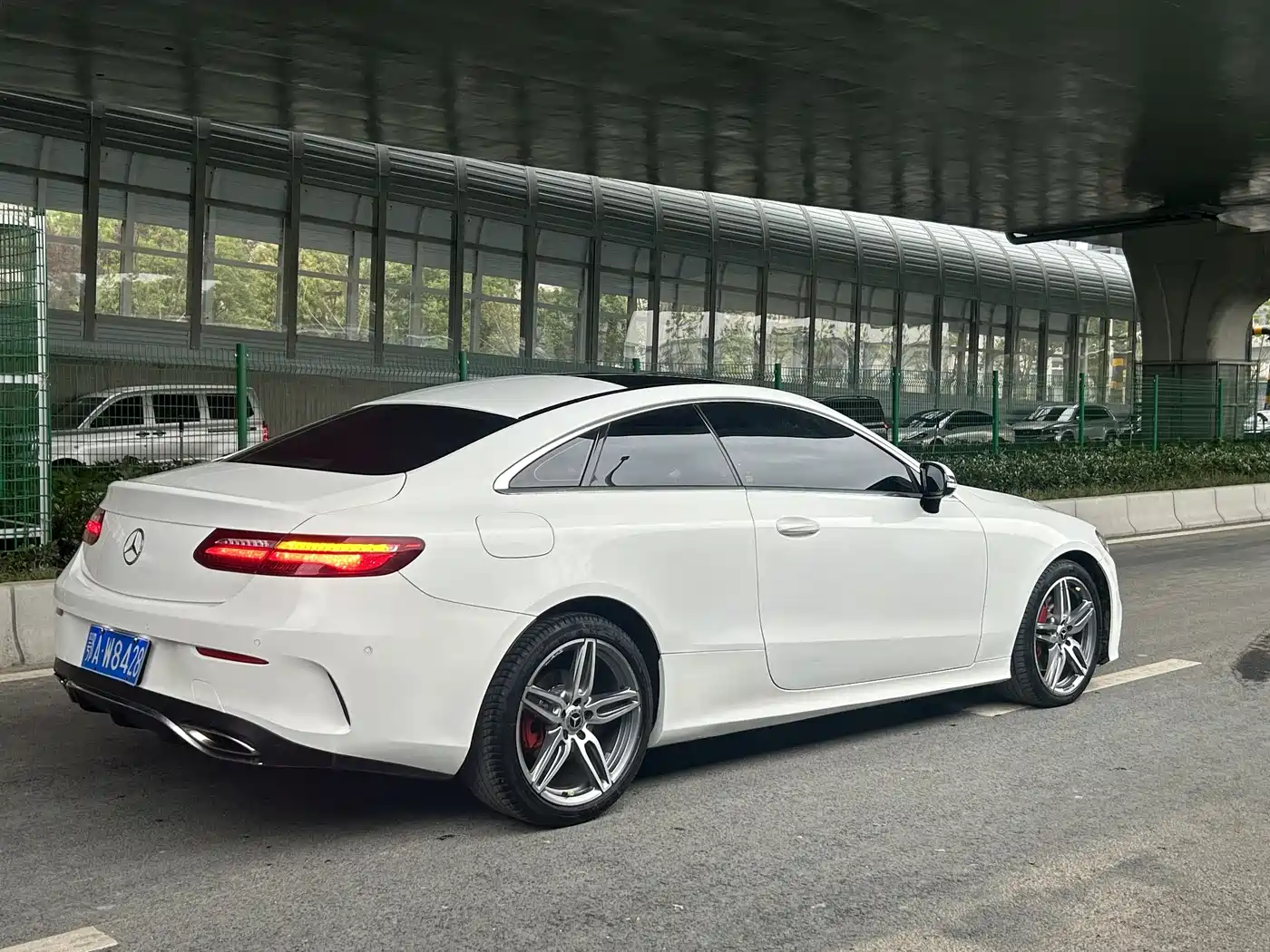 Mercedes-Benz E-Class (Import) 2017 E 200 4MATIC Coupe фото 15