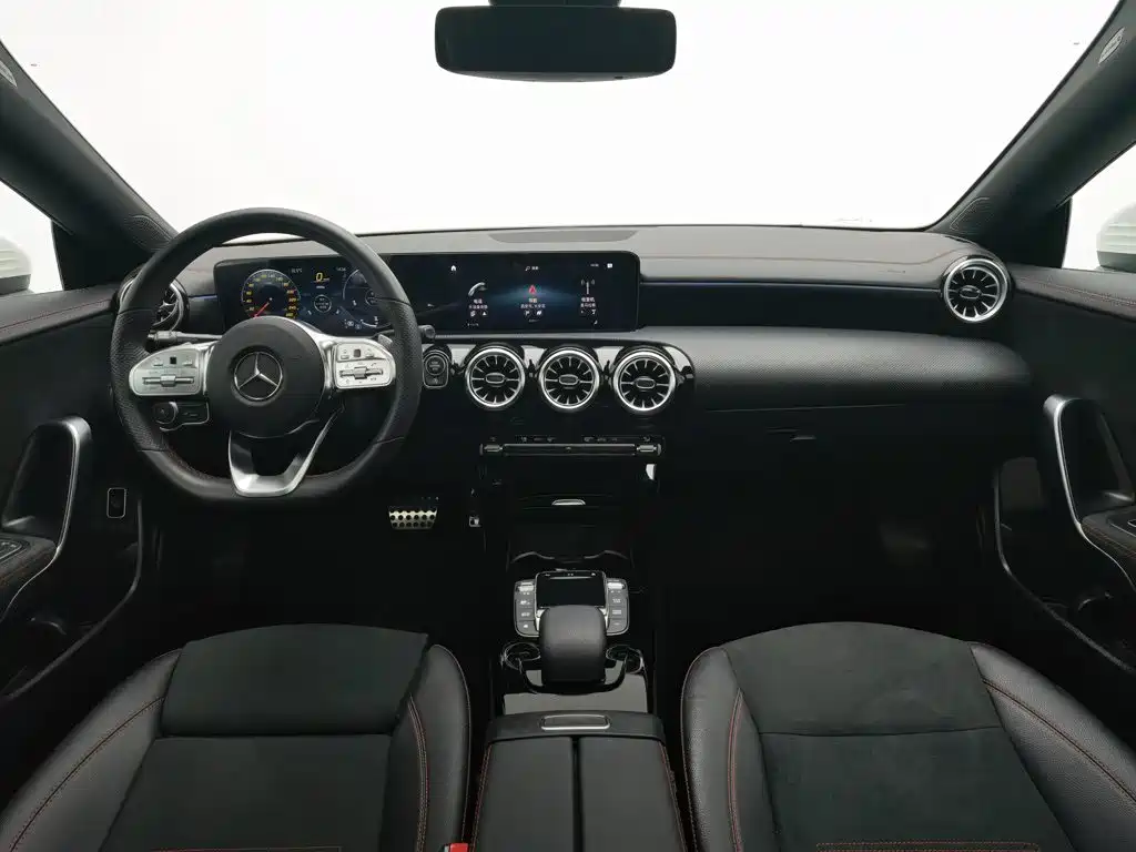 Mercedes-Benz CLA (Import) 2022 2022 Facelift CLA 200