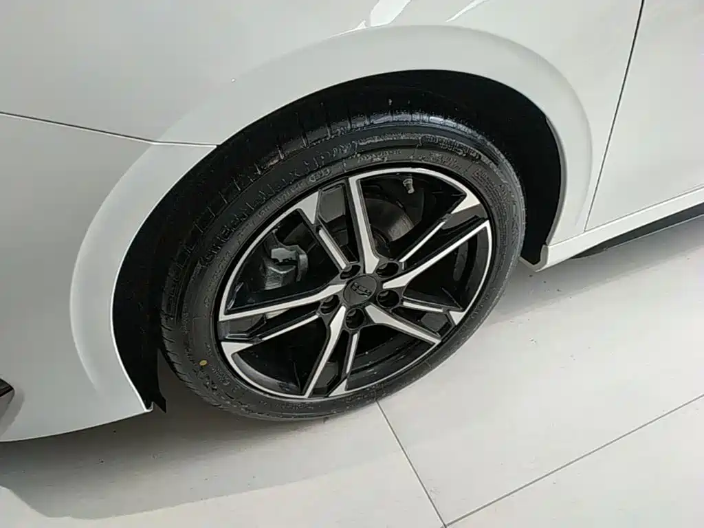 Geely Binrui 2026 2024 Binrui COOL 1.5T DCT Soaring Dragon Edition