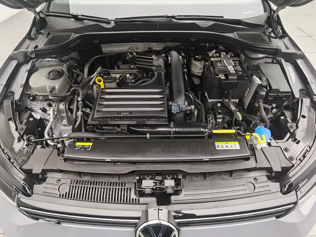 Volkswagen Golf 2024 2023 Facelift 280TSI DSG R-Line Lite