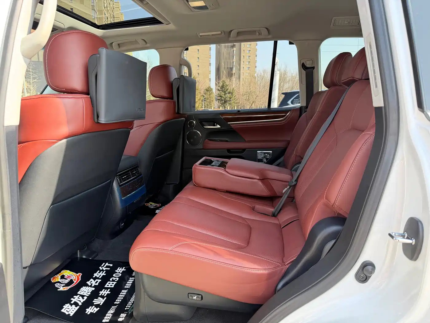 Lexus LX 2019 570 Prestige Luxury Edition фото 12