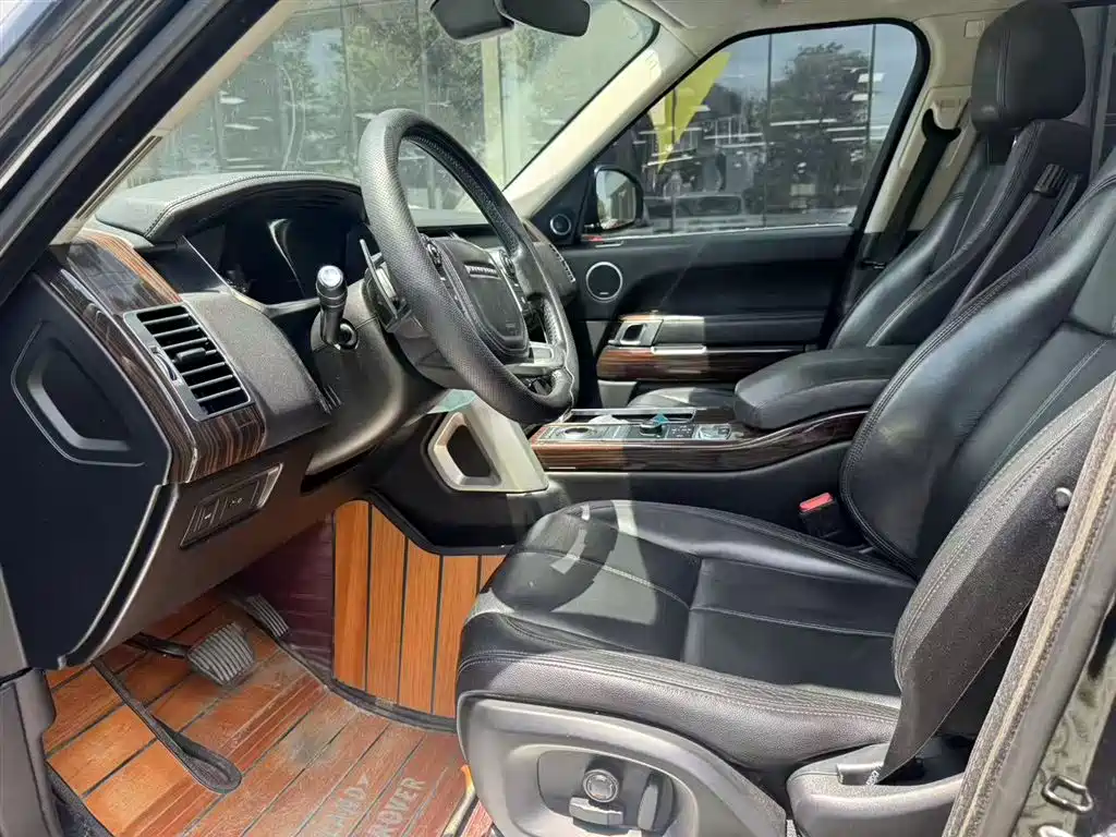 Land Rover Range Rover 2017 3.0 SC V6 Vogue фото 6