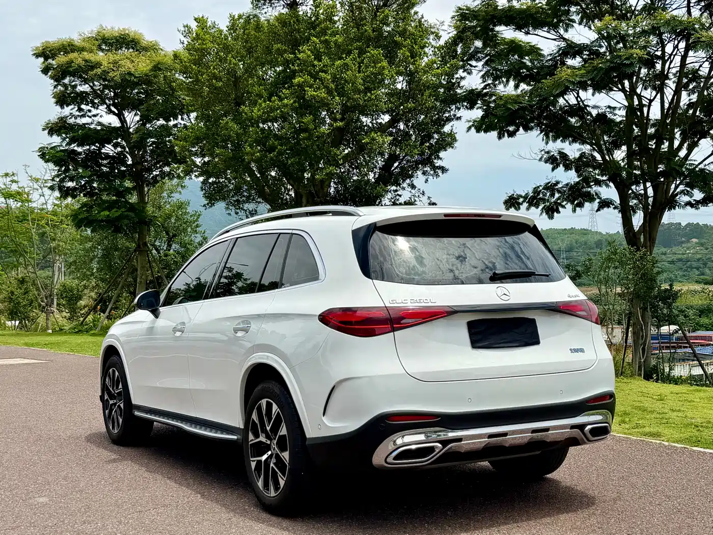 Mercedes-Benz GLC 2023 Facelift GLC 260 L 4MATIC Luxury 5-Seater фото 9